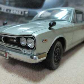 1/18 「NISSAN SKYLINE 2000GT-R」！！ 「KPGC-10 Standard Wheel」 「京商」 の画像2