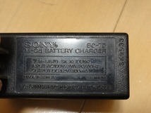 ★SONY ソニー純正 ガム型電池用充電器 BC-7D バッテリーチャージャー 送料230円 _画像6