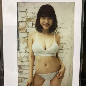 C112 岸明日香 トレカ購入特典ワイドチェキの画像1