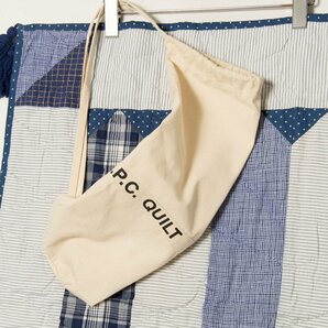 【1円スタート】A.P.C. QUILTS アーペーセー キルティングラグ 長方形 コットン100％ ハンドメイド 袋付き ブルー 青系 120×80 の画像5