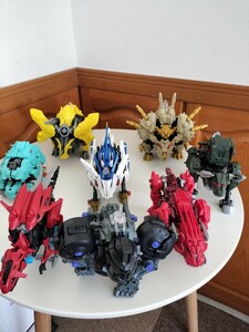 [....] Zoids series * used *8 body *1 jpy start 