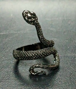 スネーク 蛇 ブラック リング ファッションリング デザインリング 指飾り プレゼント 現品のみ B240498