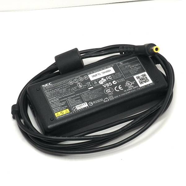 送料無料 NEC純正 ノートパソコン向け ADP64 ADP-60NH 19V 3.16A 電源ケーブル付 状態良好