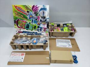 68-y13391-120: 仮面ライダーエグゼイド DX仮面ライダーブレイブ スペシャルなりきりセット 動作確認済