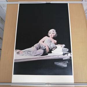 メ24042529　古いポスター　マリリン・モンロー　MARILYN MONROE　映画　カレンダー　女優　定形外発送
