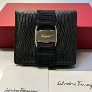 サルヴァトーレフェラガモ Salvatore Ferragamo 財布 二つ折り財布 ヴァラ レディース