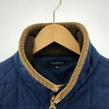 TOMMY HILFIGER トミーヒルフィガー 中綿 刺繍 スタンドカラー ジャケット ブルゾン sizeM/紺 メンズ_画像2