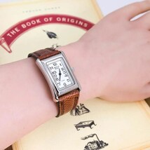 ◆美品 稼働 ヘレンミッシェル 腕時計 V925刻印 レザー シルバー b_画像2
