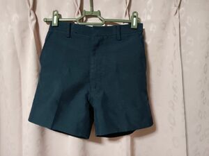 男の子　小学生　夏用　標準服　紺色　半ズボン　 ショートパンツ　★140A