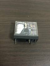 [未使用] リレー G2R-117-P (250V10A 1回路 COIL:5V) (omron) _画像1