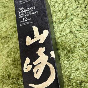 山崎12年　 シングルモルトウイスキー サントリー 箱付　　700ml 化粧箱