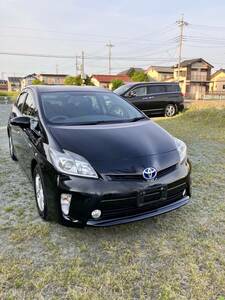 Toyota　H27/8 Prius　popularのBLACK ALPINE製のBIGNavigation後部座席に見やすいルーフモニター　Back camera　ETC HIDヘッドLightetc