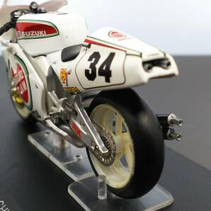 1/24 チャンピオンバイク #3 SUZUKI RGV500 KEVIN SCHWANTZ 1993年 スズキ ケビン シュワンツ 開封済 送料410円 同梱歓迎 追跡可 匿名配送の画像6