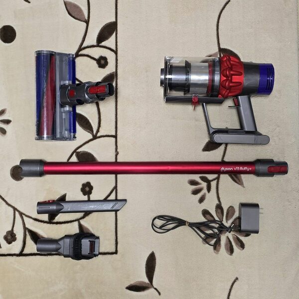 Dyson Cyclone V10 Fluffy SV12