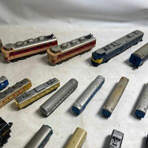 K204-099 詳細不明 Nゲージ トミカなど大量まとめ売り レール 電車 鉄道模型 ジャンク扱い現状品の画像3