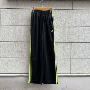 USED USA古着 アディダス トラックパンツ ジャージ サイドライン 3本線 adidas アメリカ古着 vintage ヴィンテージ 黒 ブラック