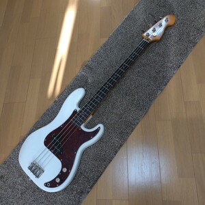 Squier classic vibe プレシジョンベース