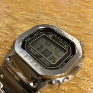 保証期限内 カシオ 電波ソーラー 腕時計 G-SHOCK GMW-B5000D-1JF フルメタル 5000シリーズ スマホリンク 純正ブレスの画像4