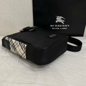 レア BURBERRY BLACK LABEL バーバリーブラックレーベル ナイロン＆本革 ミニショルダーバッグ サイドノバチェック 黒 白#2716の画像7