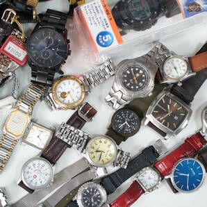 大量600点以上 24.8kg LONGINES WALTHAM CREDOR 18KT SEIKO CITIZEN CASIO ダイバ－ 機械式 腕時計 ジャンク 部品 セットまとめ1の画像6