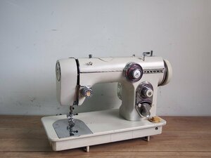 *[1T0329-17] JANOME Janome MODEL 672 model 672 sewing machine antique Junk 