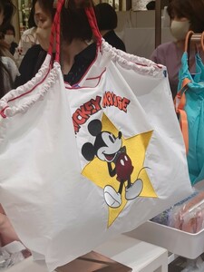  редкость! новый товар не использовался M размер Гиндза три .. покупка Mickey Mouse Ball&Chain сотрудничество сумка продается отдельно плечо шнур имеется 