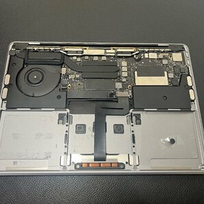 Retina MacBookPro A1708 スペースグレイ 13inch 2016 Core i5 2.0/8G/SSD 256G/JIS/現状品/ジャンク出品の画像4