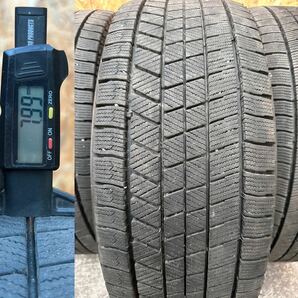 送料無料【バリ山】22年製造 225/55R18 98Q BRIDGESTONE BLIZZAK VRX3 スタッドレス 4本セット の画像5