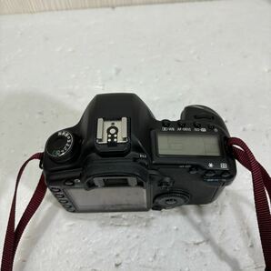 [K2904]1円スタート！Canon EOS 5D Mark II キャノン イオス 一眼レフ カメラ ボディ バッテリーチャージャー付の画像5