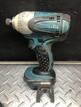 014〇ジャンク品〇マキタ makita 充電式インパクトドライバ ジャンク品5台セット_画像6