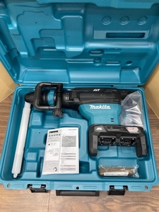 006□未使用品・即決価格□マキタ makita 充電式ハンマ HM002GZK　本体＋ケース