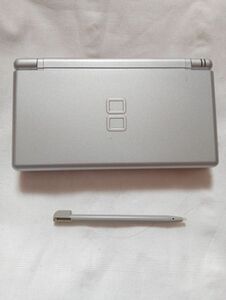 DS Lite タッチペン グロスシルバー ジャンク品　本体のみ