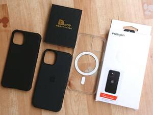 iPhone 12 mini MagSafe対応 クリア ブラックシリコン ケース Apple Storeオンライン購入 他 spigenケース新品・カメラカバー新品 計5点