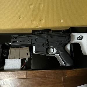 電動ガン SIG MCX Rattlerハンドガード　現状品