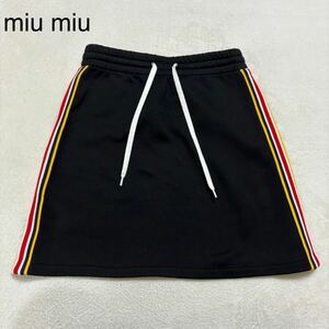 美品 18年製 miu miu ミュウミュウ サイドライン ロゴ ミニスカート