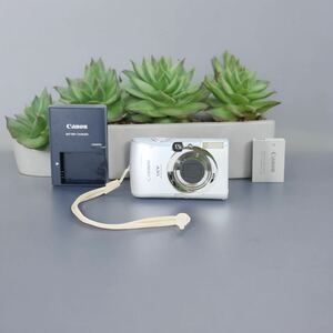 【1円〜★美品♪]Canon IXY DIGITAL 820 IS♪希少な光学ファインダー装備♪状態の良い商品をお探しの方は必見！動作確認済みの安心商品♪★