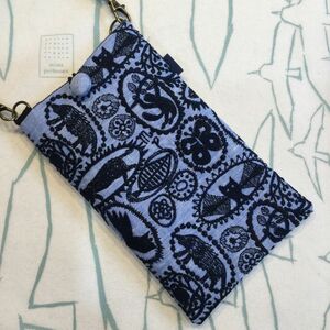 ミナペルホネンjungle relief スマホポーチorショルダー　ハンドメイド