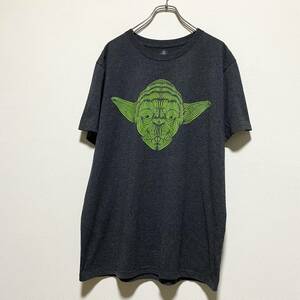 アメリカ古着　ヨーダ　スターウォーズ　半袖　Tシャツ　Disney　ディズニー　Lサイズ　【I122】