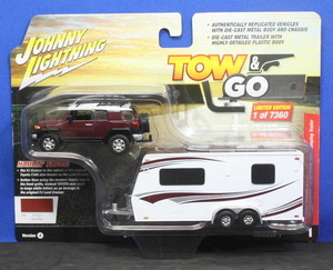 1/64 Johnny Lightning 2010 Toyota FJ Cruiser ( yellowtail k red )& camper *