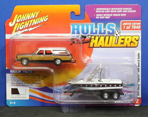 1/64 Johnny Lightning 1973 Chevy Caprice Caprice Wagon & boat / trailer *