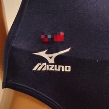 33*【新古品未使用】ミズノmizuno女子競泳水着(Lサイズ）★光沢濃紺ネイビー★ポリエステル100%・大きいサイズ男性も_画像4