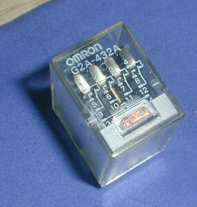  new Mini relay Omron OMRON G2A-432A (AC200/220V)