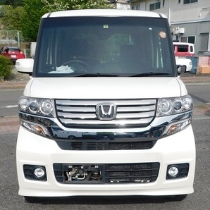 Ｎ-ＢＯＸカスタムターボ４ＷＤ，H25年式。パールホワイト豪華装備車両。車検整備点検済み.令和8年4月迄車検ありの画像2