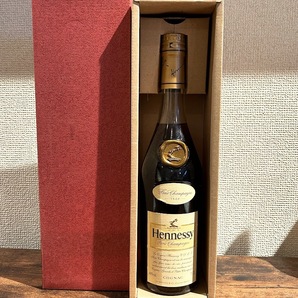 【酒AF-1】 古酒 Hennessy X.O 金キャップ グリーンボトル V.S.O.P FineChampagne COGNAC ブランデー 40％ 700ml 3本おまとめの画像8