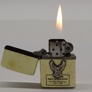  ZIPPO ジッポー HARLEY-DAVIDSON ハーレーダビッドソン オイルライター 1991年製 ゴールドカラー イーグルプレートの画像3