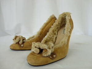 1073[ Honshu only free shipping ]ⅦXXX Seven Twelve Thirty lady's high heel made in japan Camel suede material with defect 