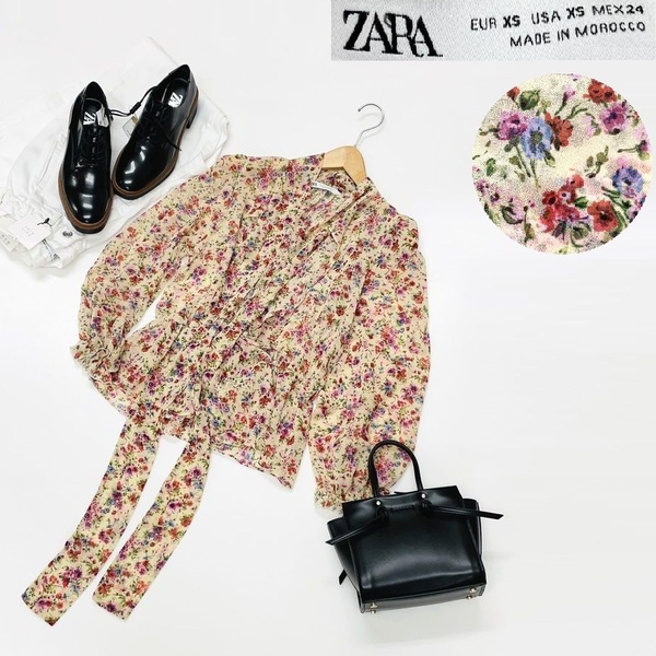 【XS】ZARA フローラルプリントブラウス 花柄 レディース タグ カジュアル トップス 通勤 フェミニン 大人可愛い ガーリー デイリー ザラ