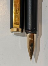 ☆【2本セット】MONTBLANC モンブラン 万年筆 ボールペン ブラック ゴールドカラー 筆記用具 箱付き 筆記未確認_画像4