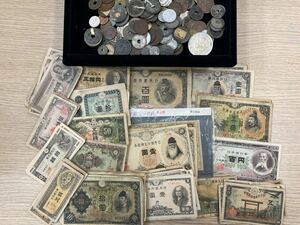 ◎【大量 おまとめ】古銭 硬貨 紙幣 古札 穴開き銭 軍用手票 武内大臣 聖徳太子 板垣退助 壹圓 拾圓 百圓 五銭 大日本帝国 レトロ 等