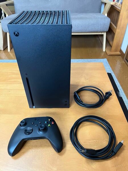 【中古美品】Xbox Series X RRT-00015 1TB 本体 ブラック